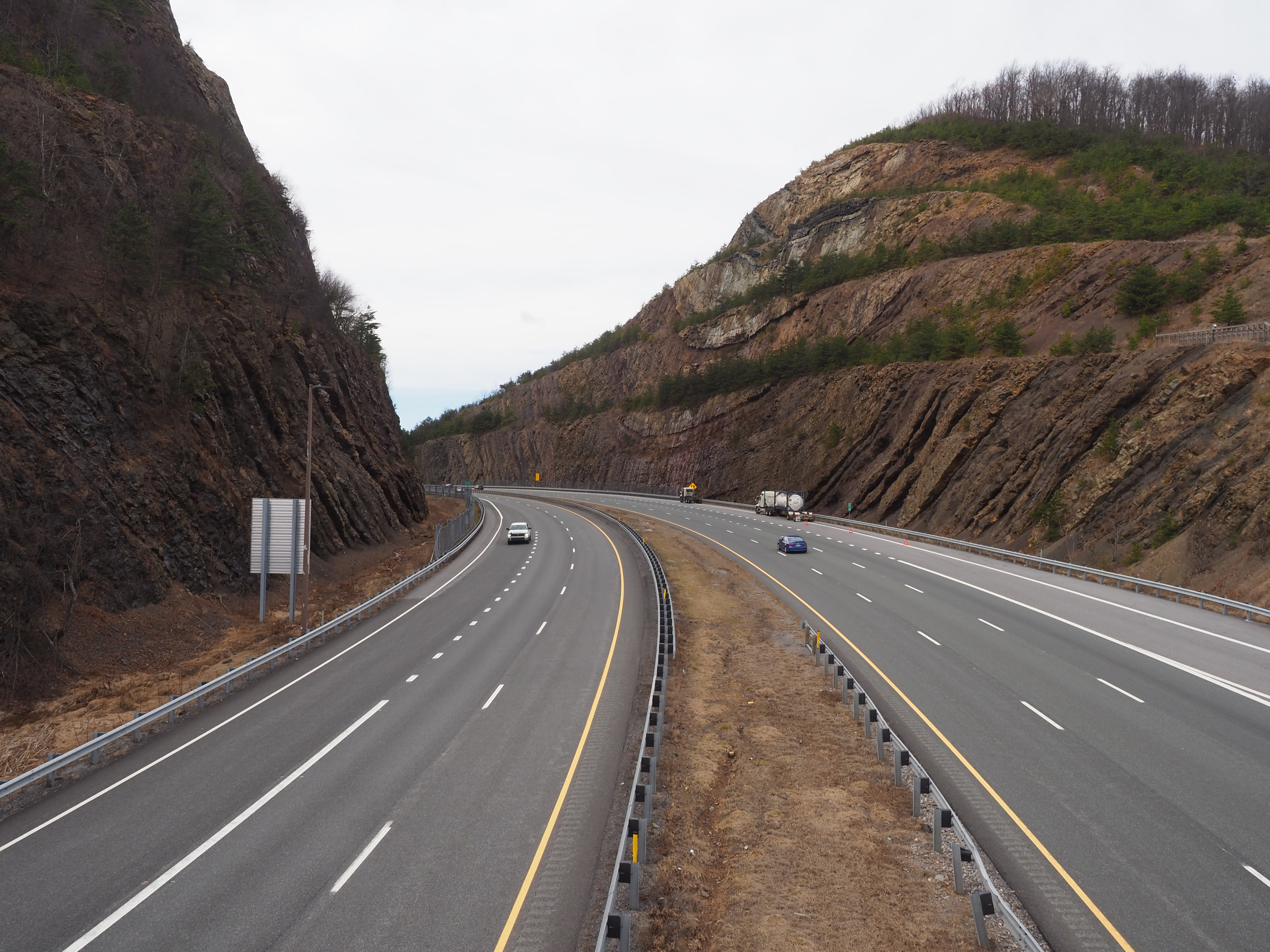 Sideling Hill 2.jpg